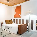 Encantador Con Terraza En Sants 아파트 바르셀로나