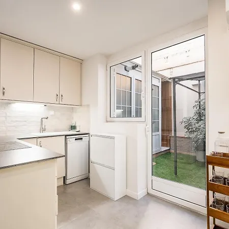 Charming With Terrace In Sants Barcellona