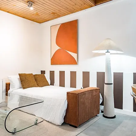 Charming With Terrace In Sants Appartamento Barcellona