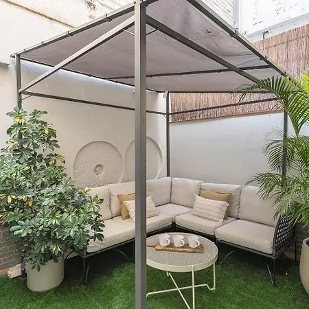 Charming With Terrace In Sants Barcellona